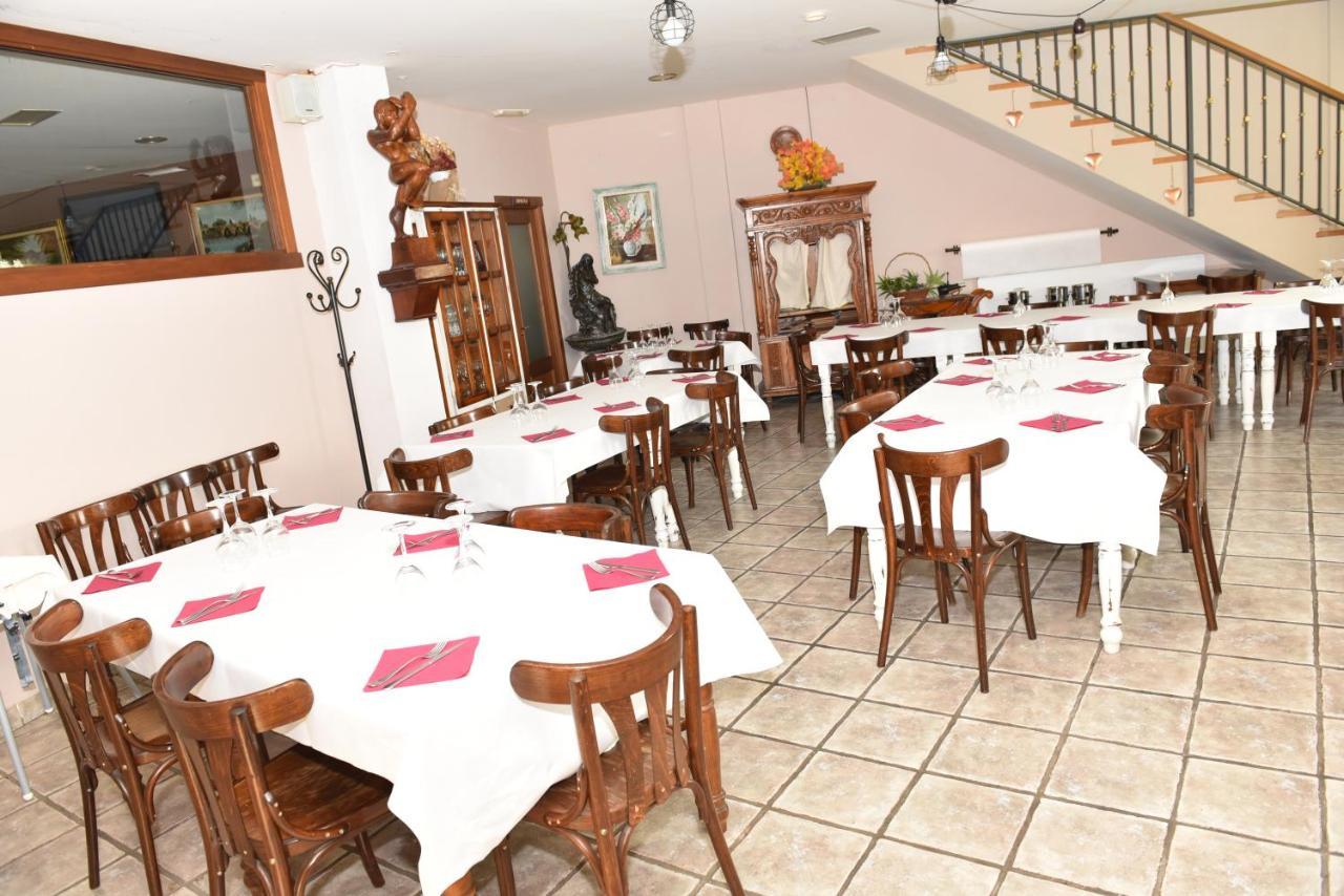 Hotel Rural El Castillo Larraga Luaran gambar
